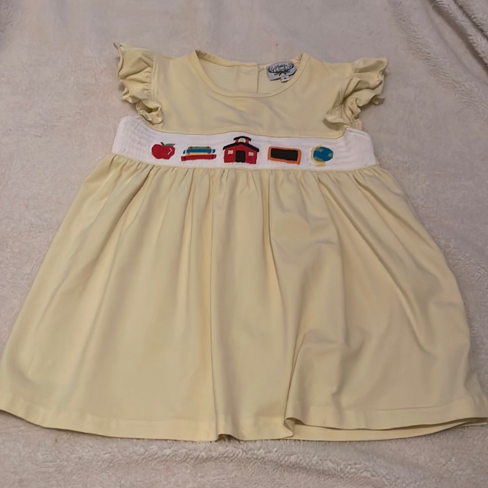 Yellow Back to School Teacher Appreciation Smock Tee